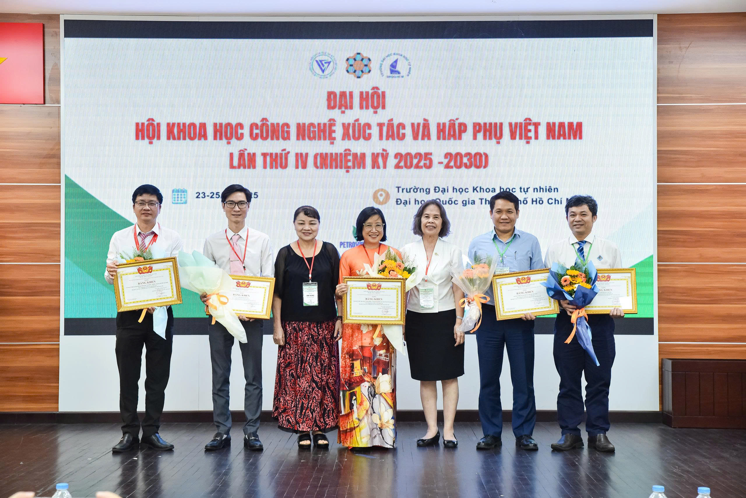 z7212320294283 205944852962e0cc565d210269997f1e